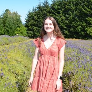 Meet your posher, Madeleine